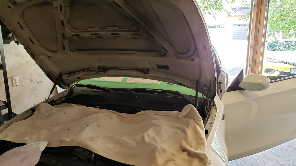 BMW 1 Series Hood Vent