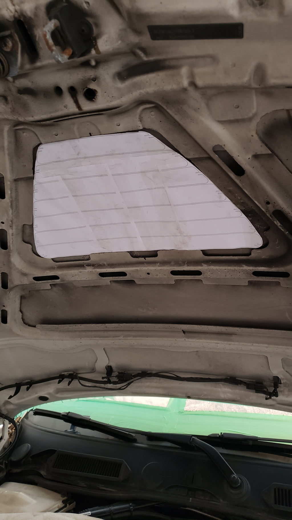 BMW 1 Series Hood Vent