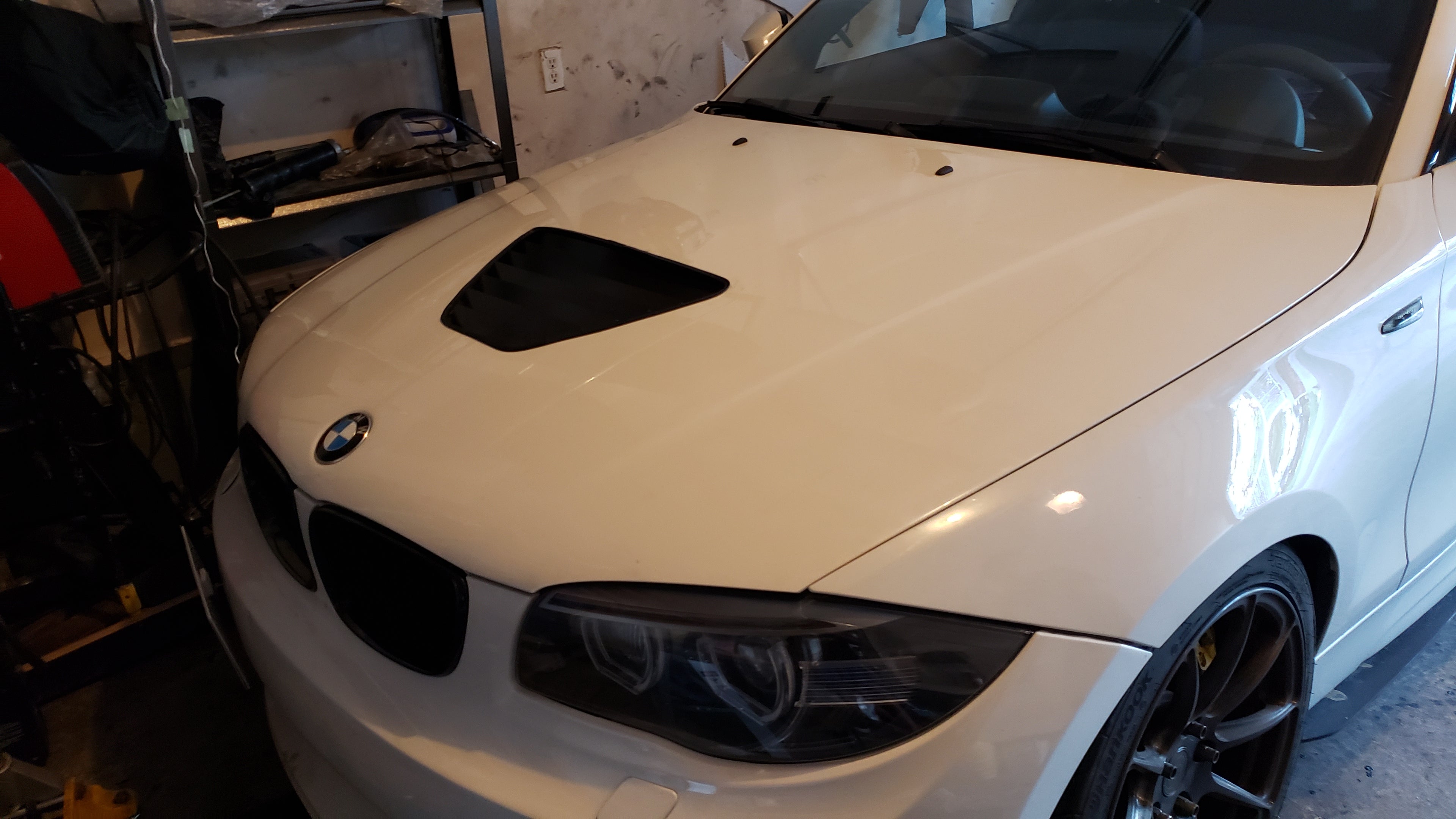 BMW 1 Series Hood Vent