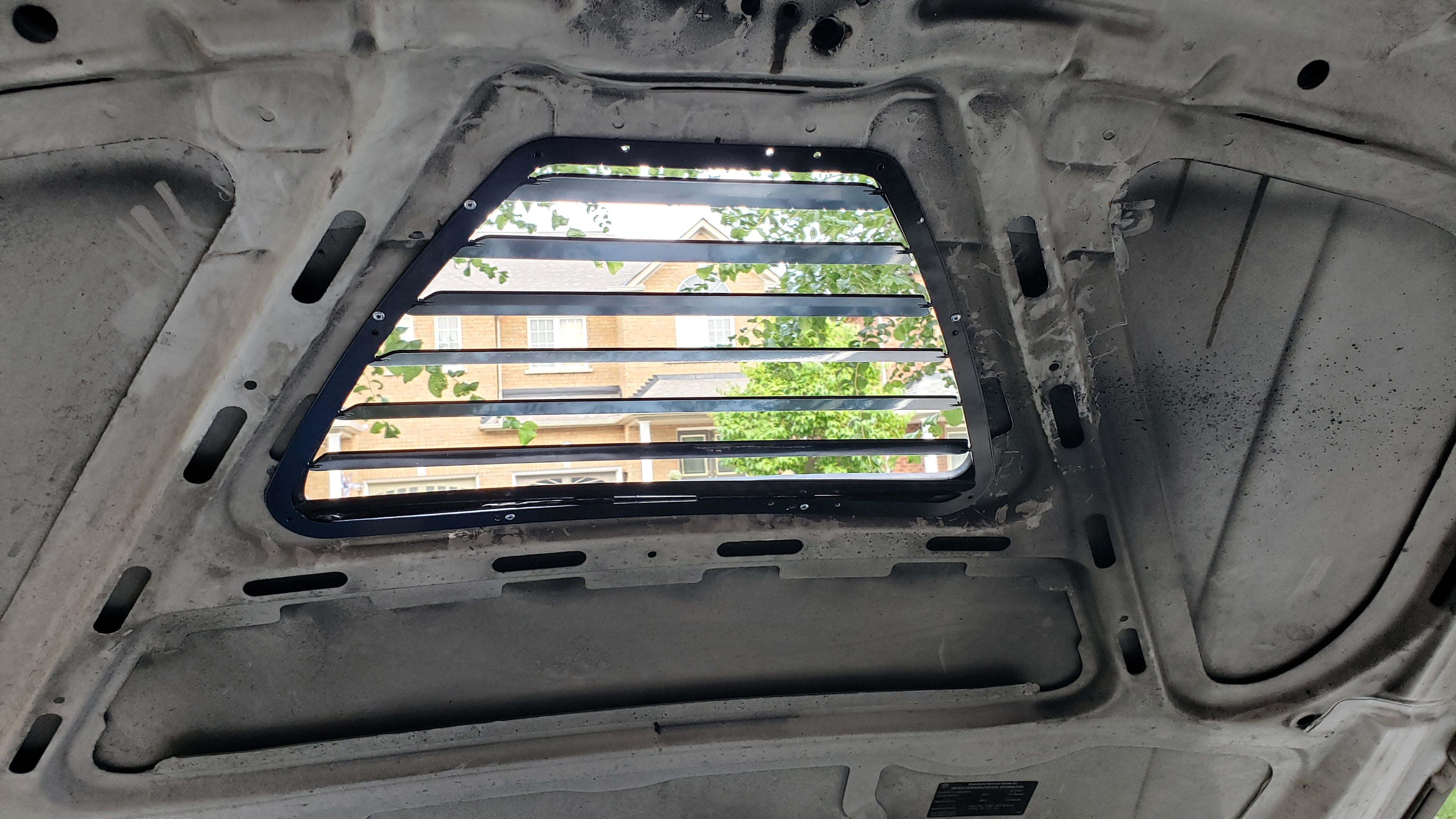 BMW 1 Series Hood Vent