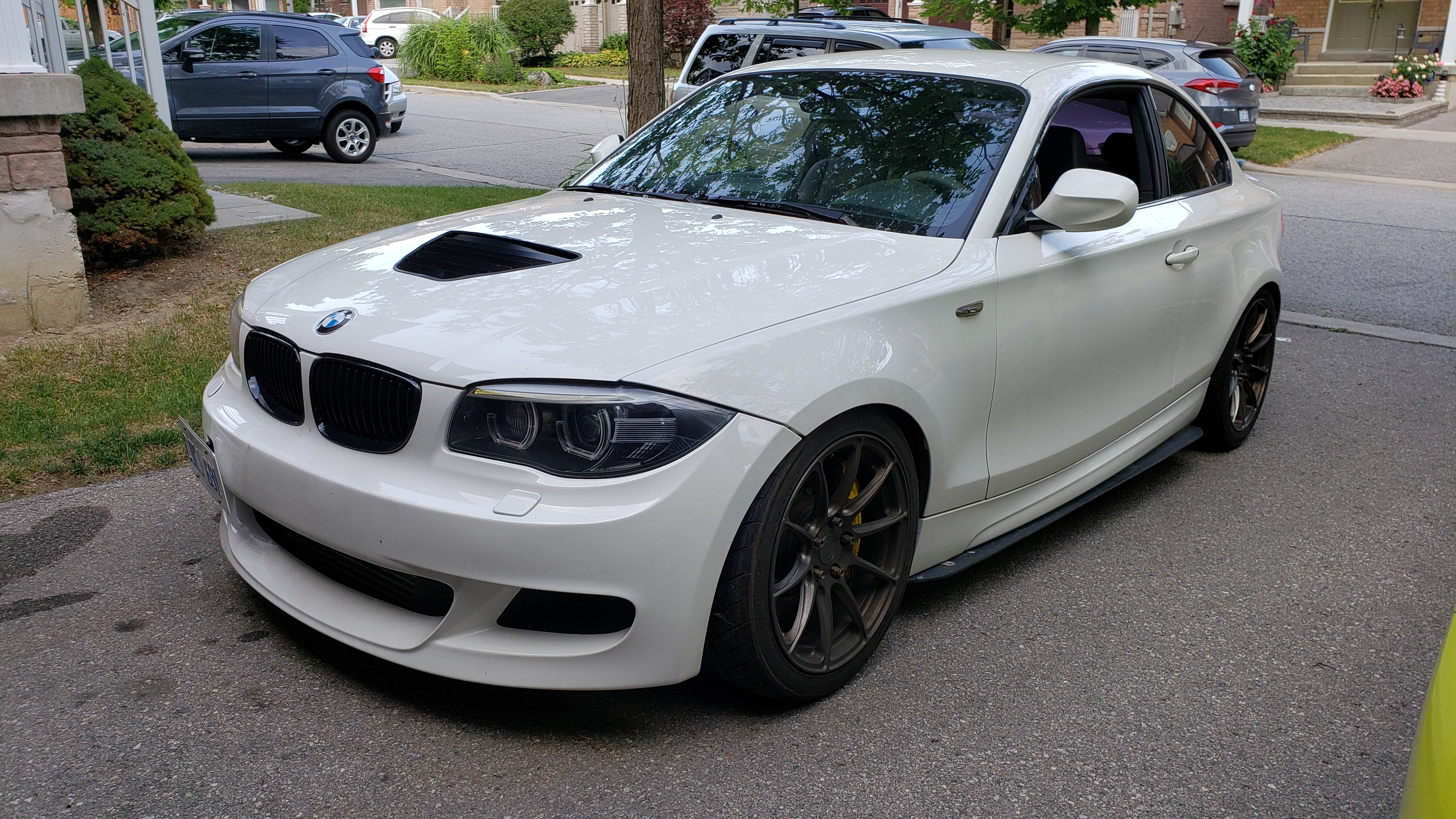 BMW 1 Series Hood Vent