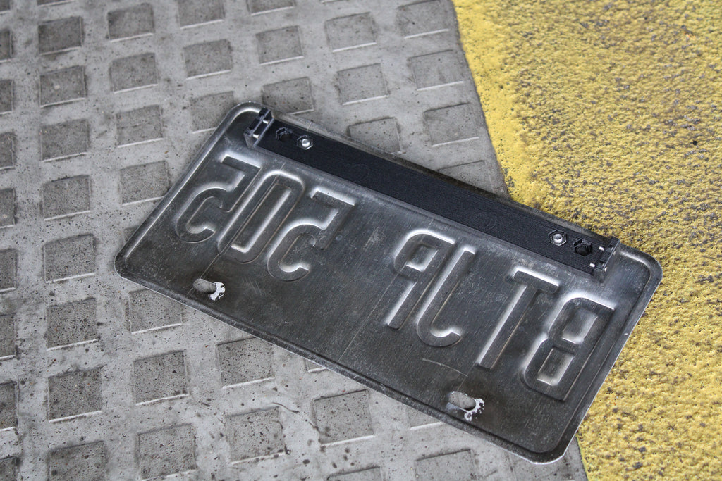 Universal License Plate Quick Release - Carbon Reinforced Plastic