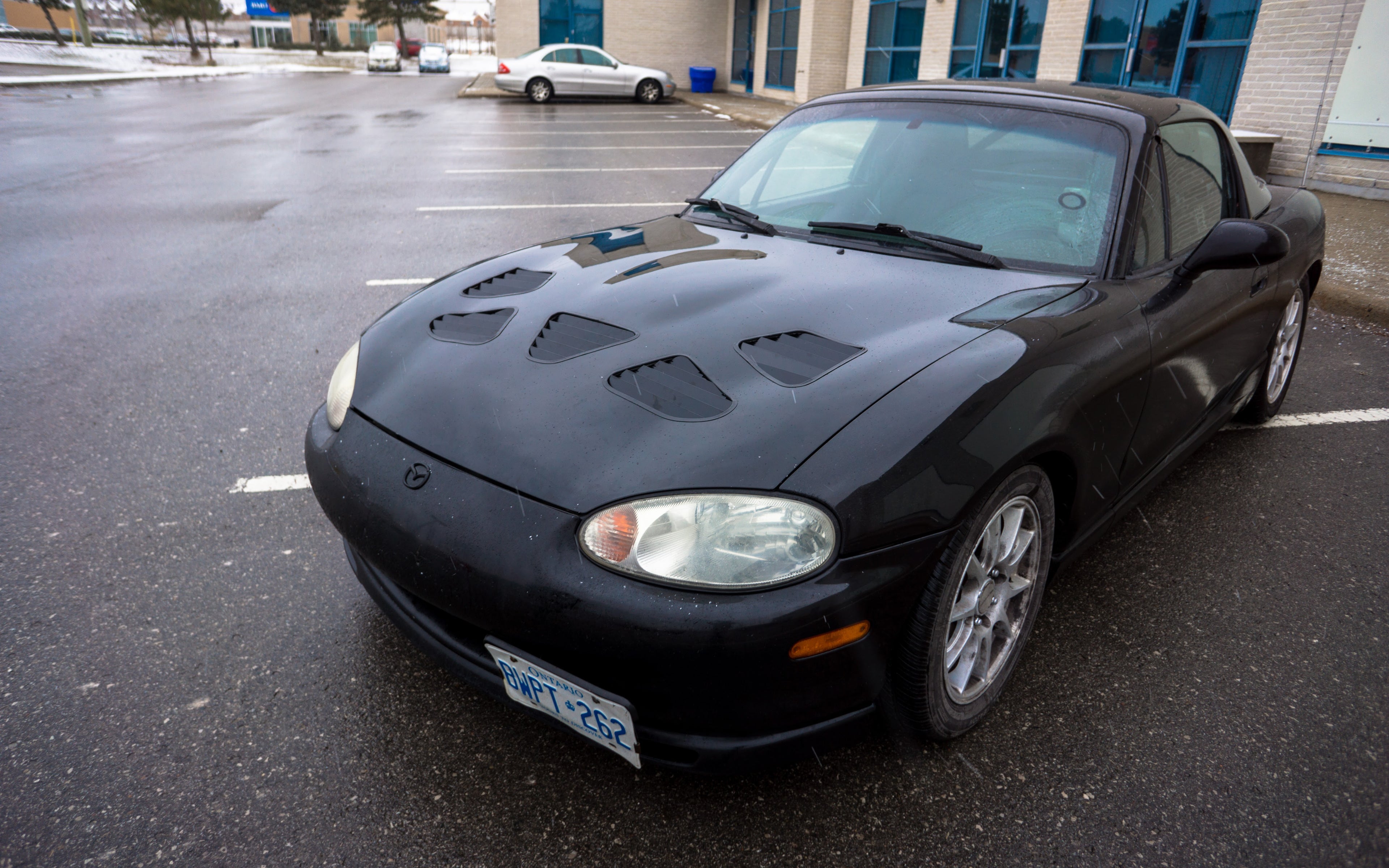 MX-5 Hood Vents
