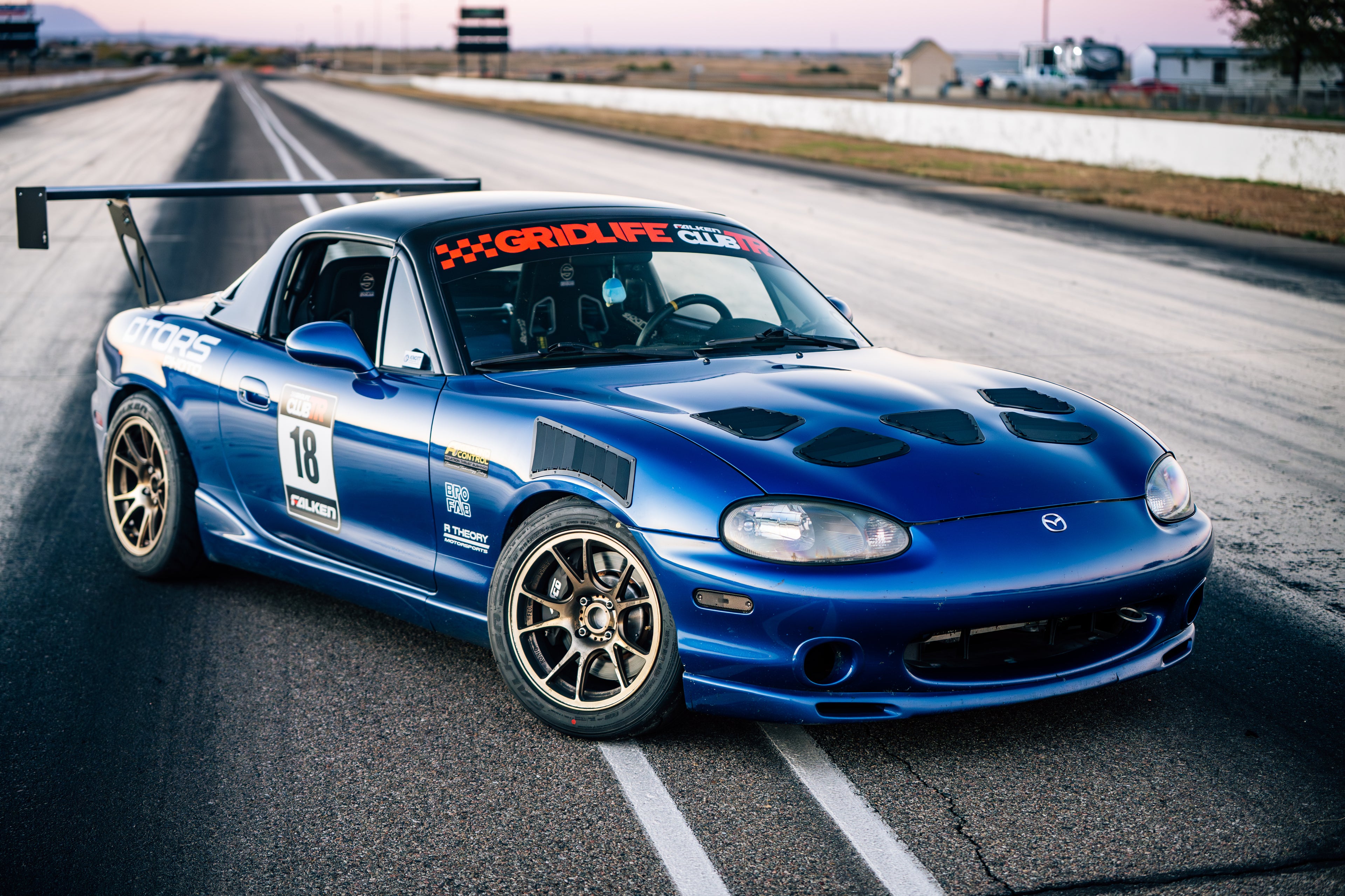 MX-5 Hood Vents