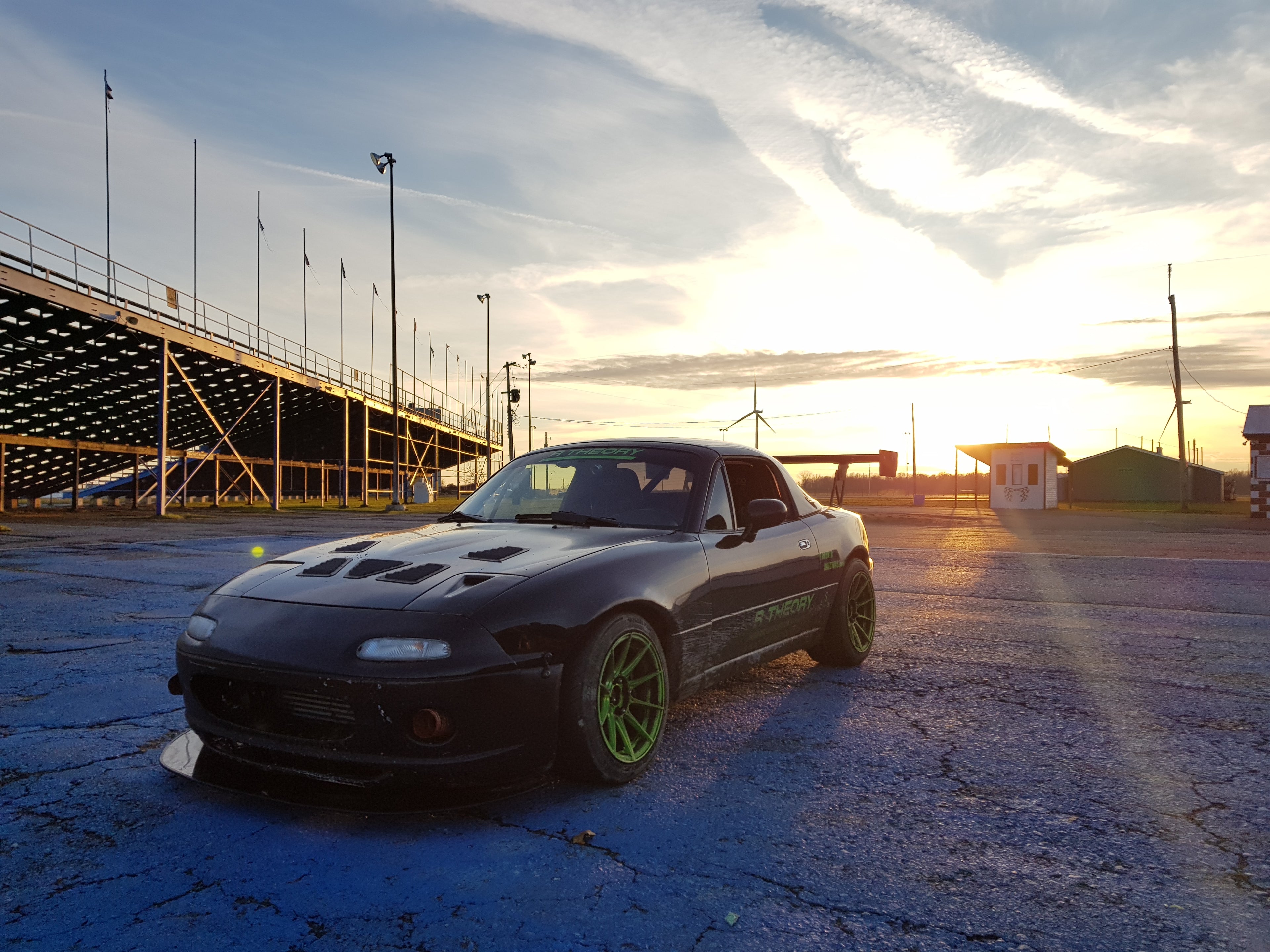 NA 3 PANEL HOOD + FENDER VENT COMBO