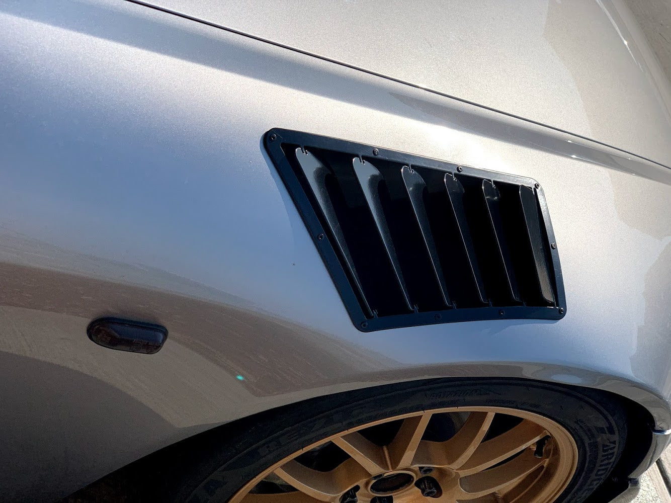 S2000 Fender Vents